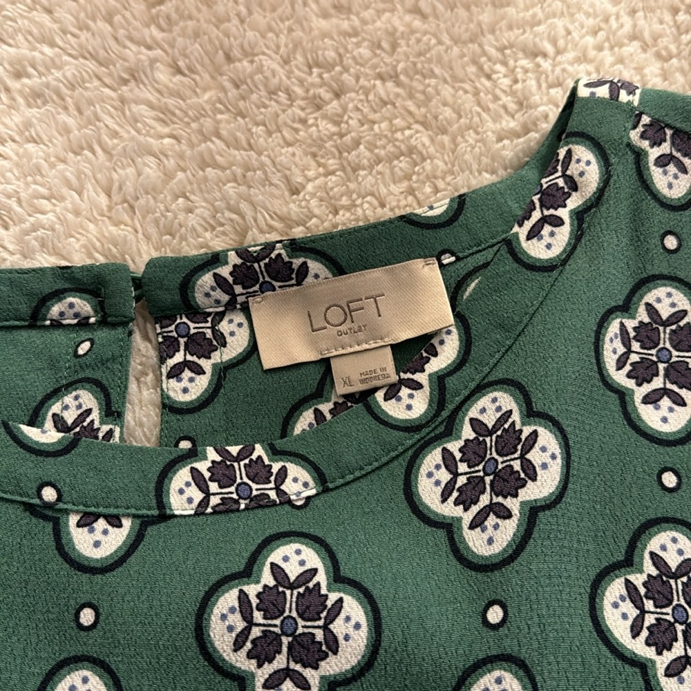 EUC 👗 Loft Short Sleeve Shift Dress - Picture 4 of 8